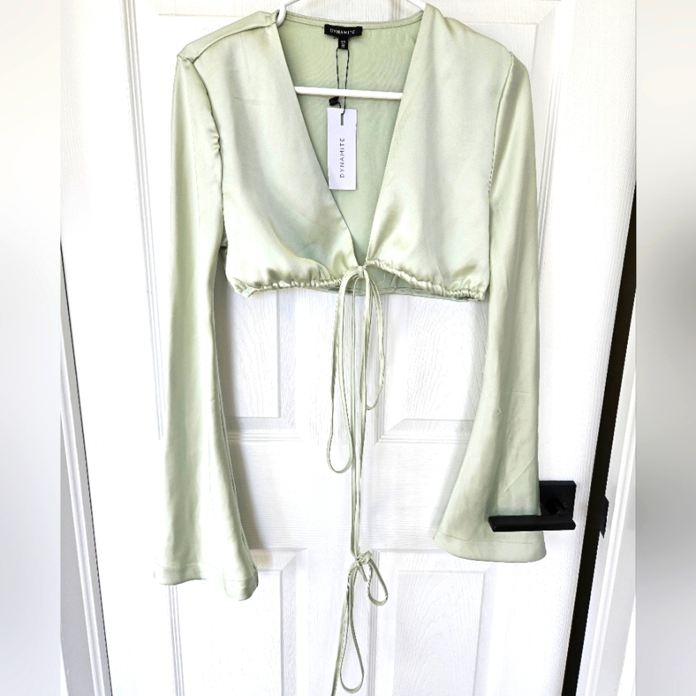 Dynamite Long Sleeve Crop Top